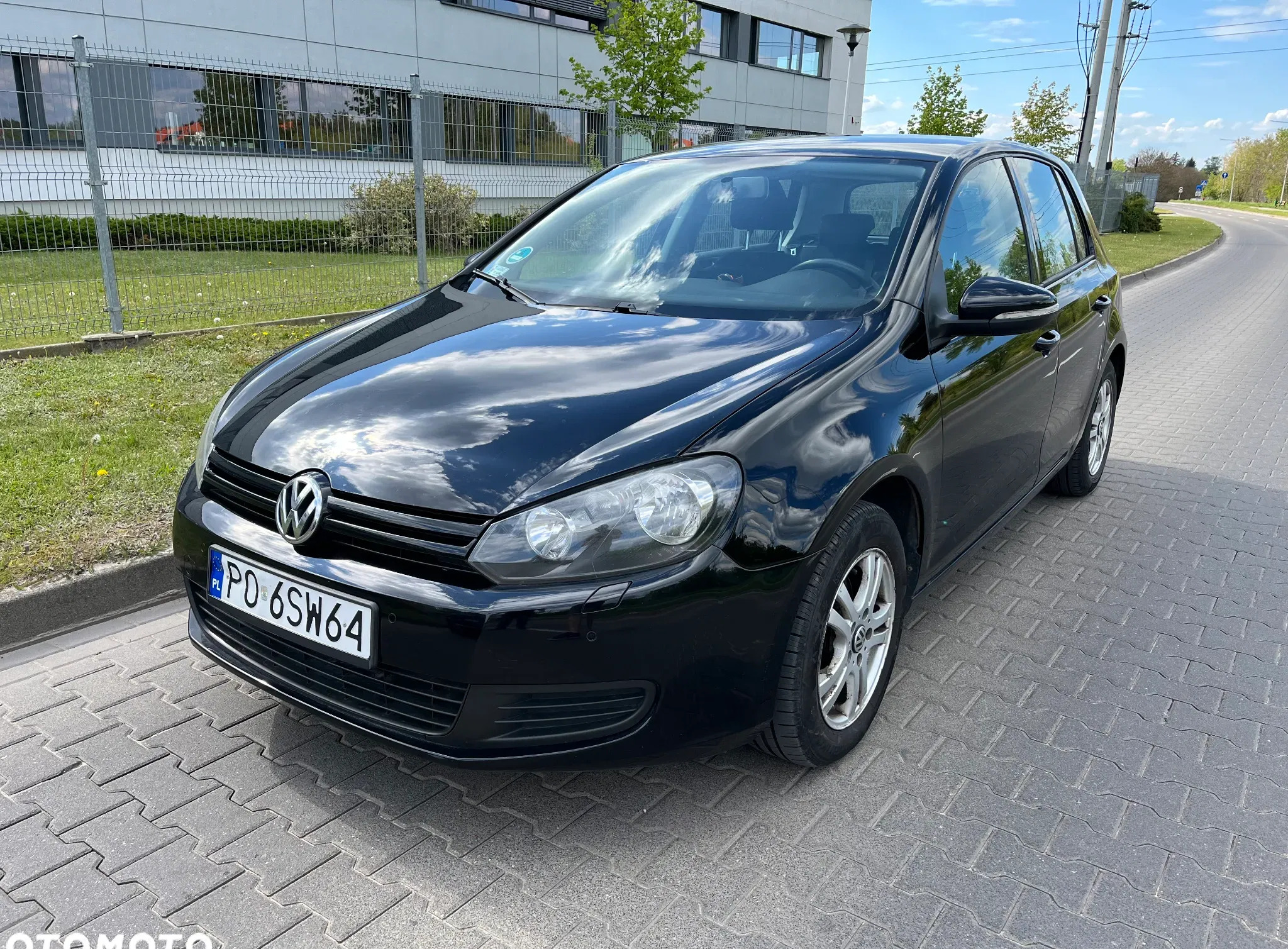 poznań Volkswagen Golf cena 22000 przebieg: 198850, rok produkcji 2011 z Poznań